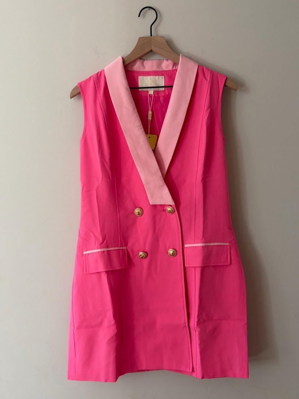Sleeveless Double-Breasted Pink Midi Dress with Contrast Blush Lapel
